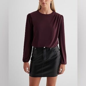 NWT Express Skimming Crew Neck Puff Sleeve Bodysuit